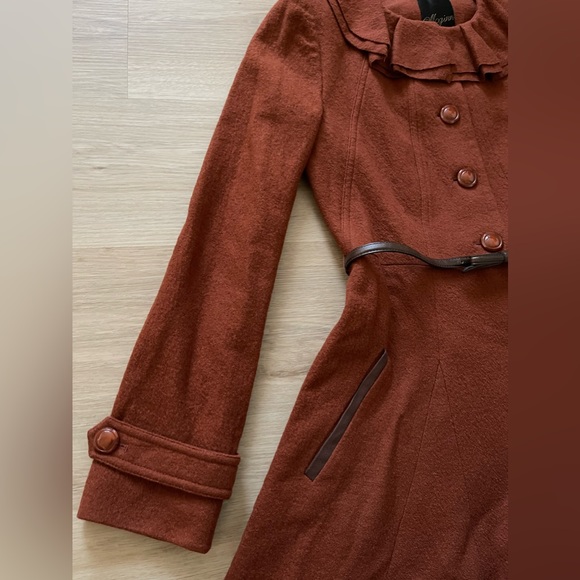 ANTHROPOLOGIE MCGINN OXIDIZED RUFFLE BELTED COAT, SIZE SMALL, NWOT - Picture 4 of 12